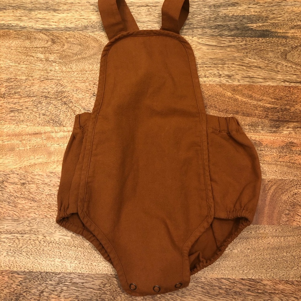 Noble carriage amber bubble romper
